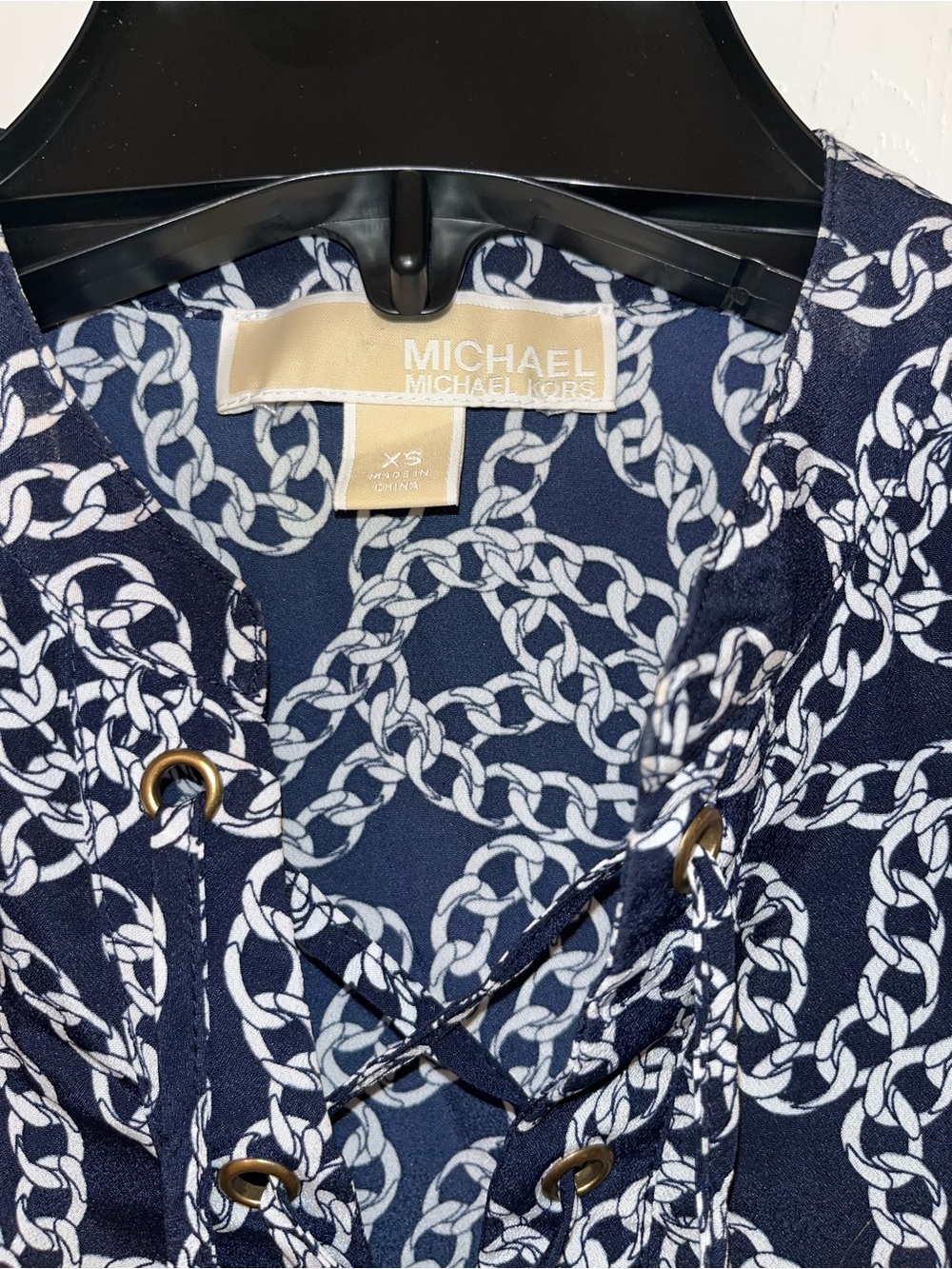 MICHAEL KORS Chain-Print Ruffle Blouse - Picture 2 of 6